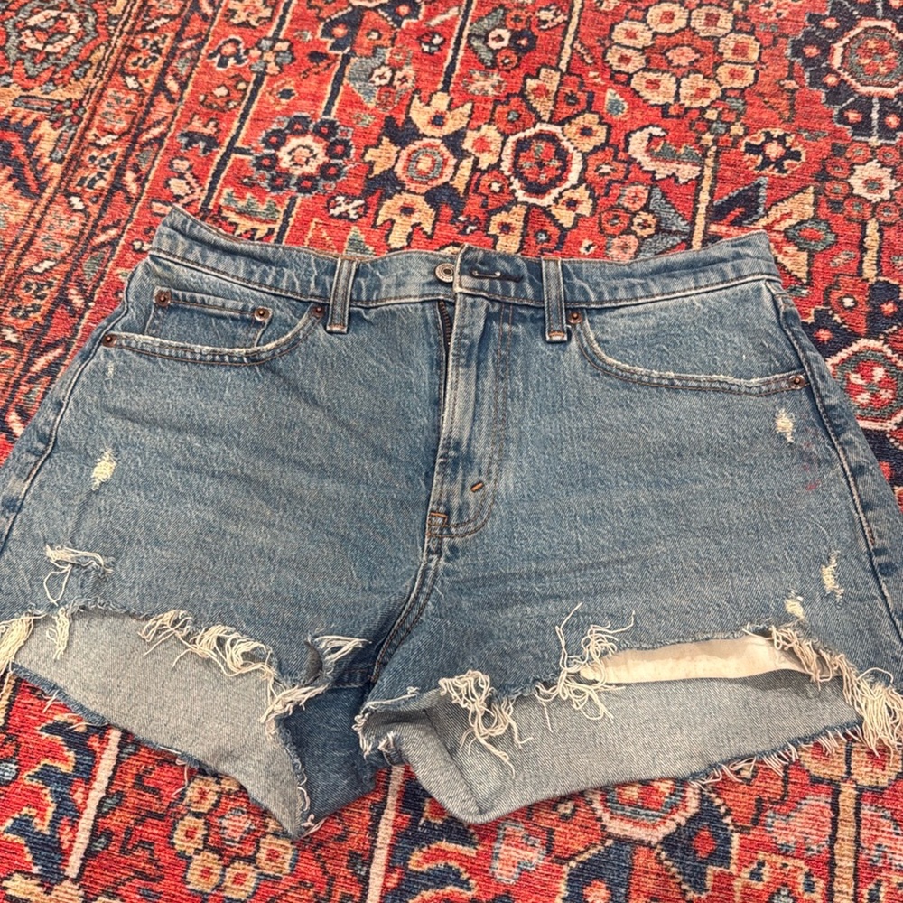 Abercrombie mom shorts